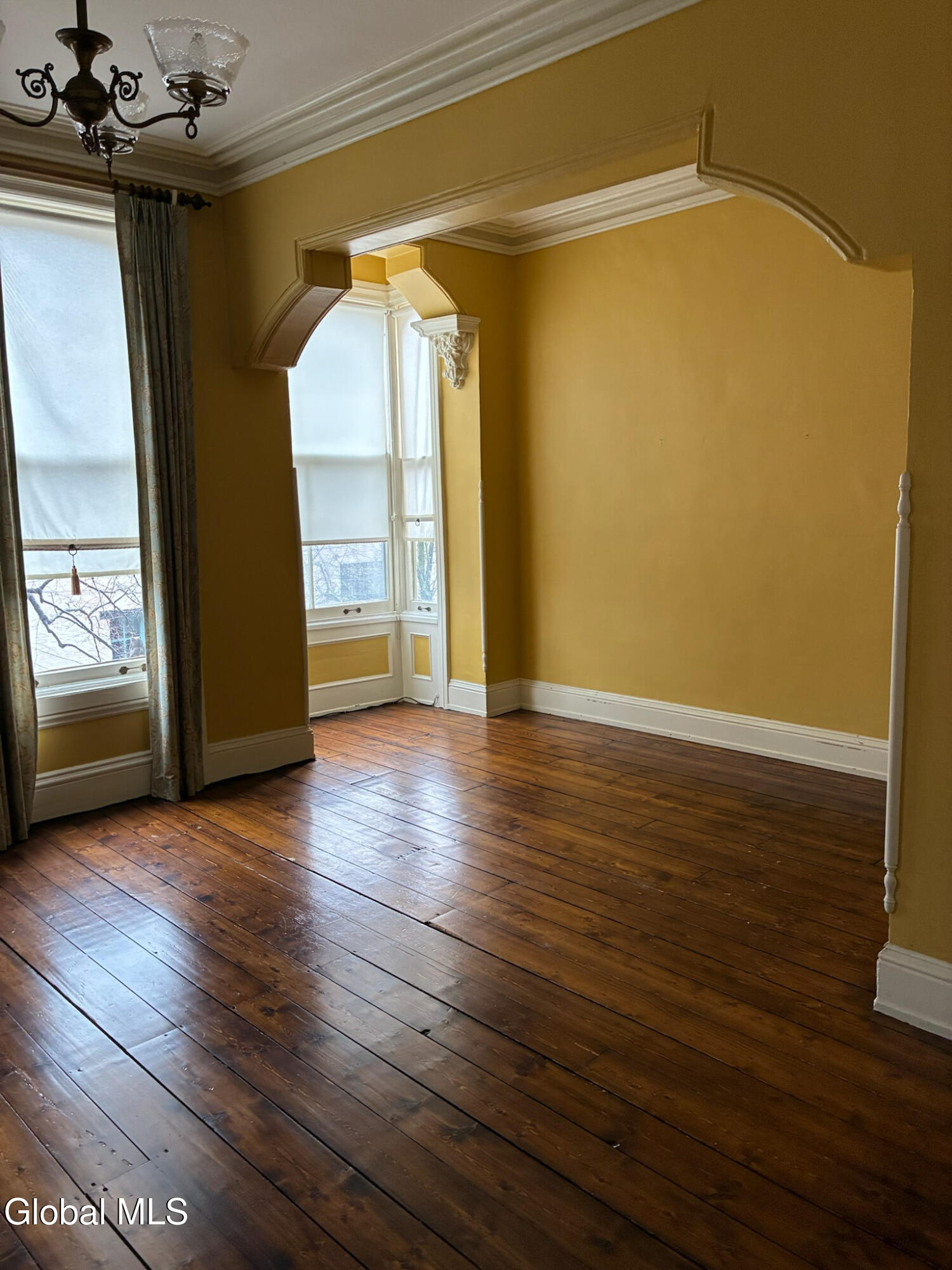 165 Lancaster Street Albany NY 12210