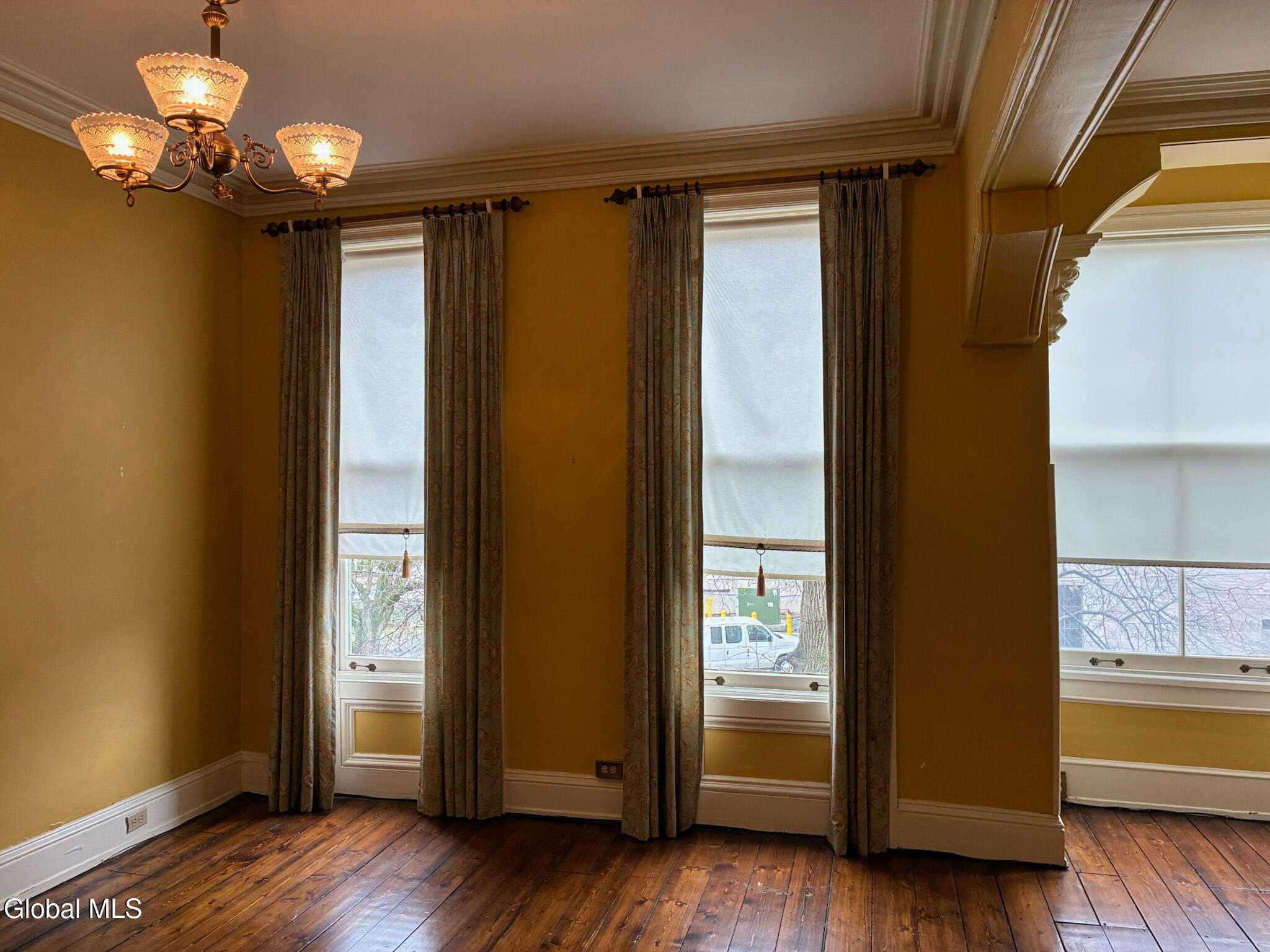 165 Lancaster Street Albany NY 12210
