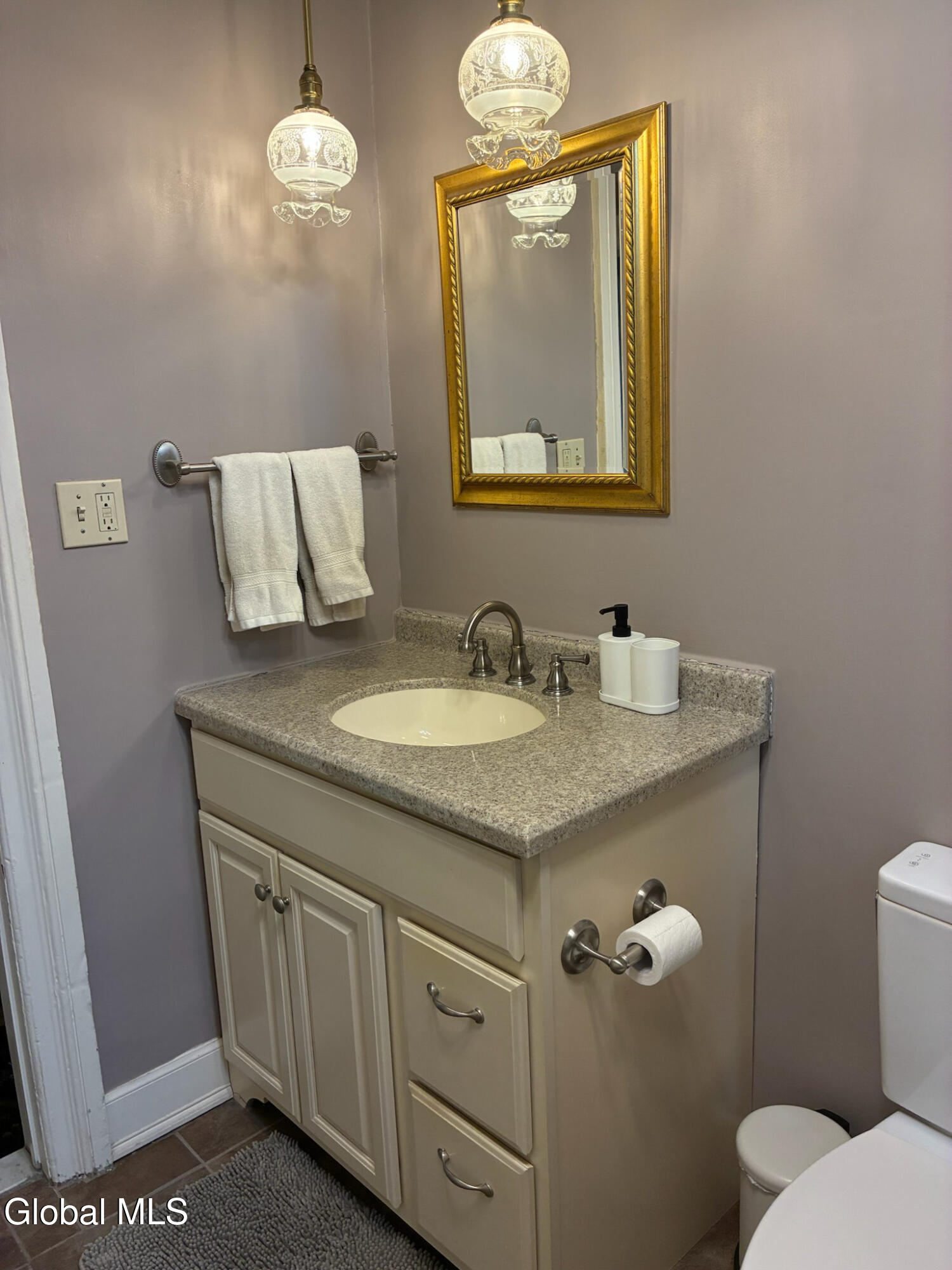165 Lancaster Street Albany NY 12210