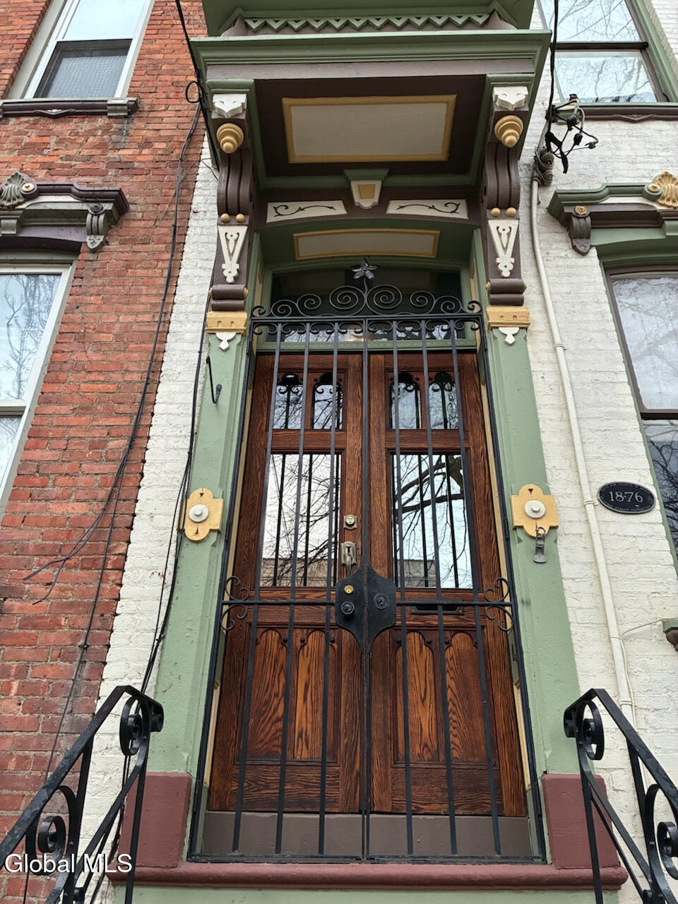 165 Lancaster Street Albany NY 12210