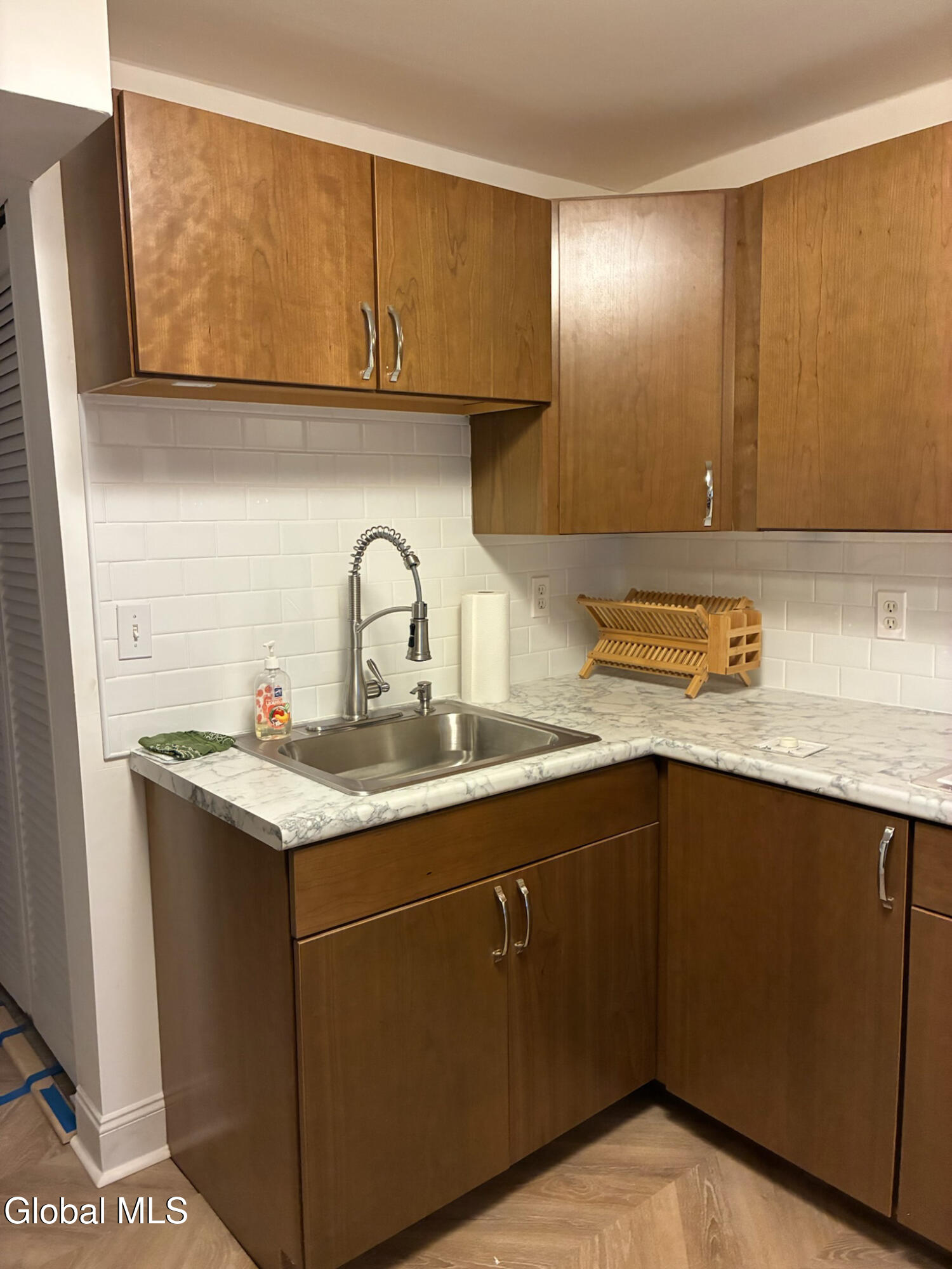 165 Lancaster Street Albany NY 12210