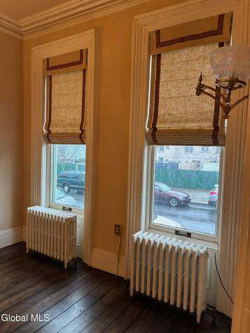 165 Lancaster Street Albany NY 12210