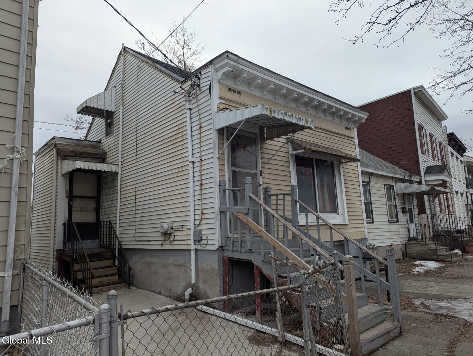636 Clinton Avenue Albany NY 12206