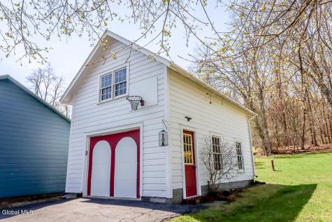 983 Route 144 New Baltimore NY 12087