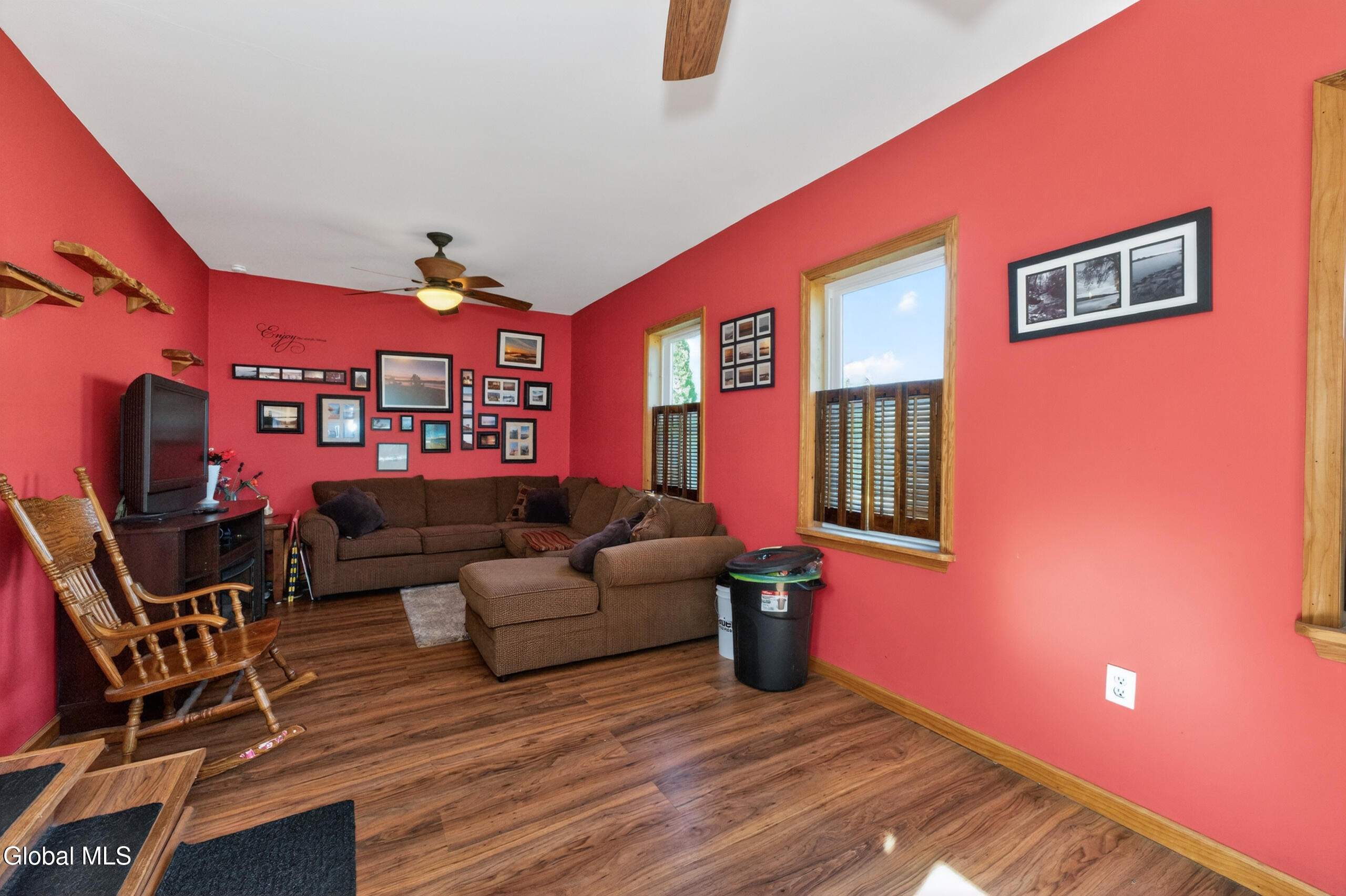 25 Woodbine Avenue Watervliet NY 12189