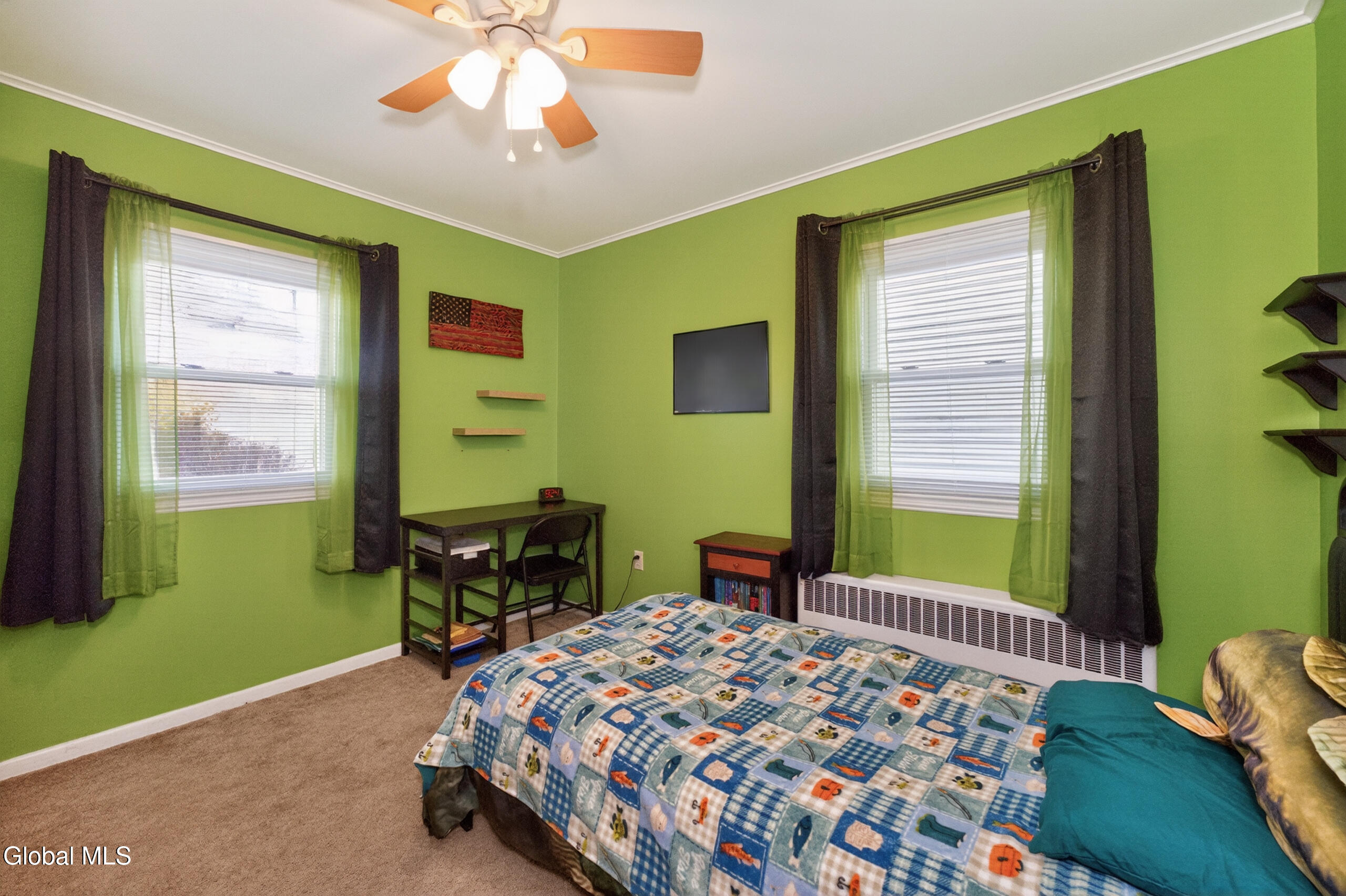 25 Woodbine Avenue Watervliet NY 12189