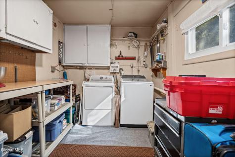 27 Southgate Road Loudonville NY 12211