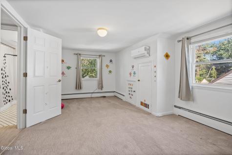 27 Southgate Road Loudonville NY 12211