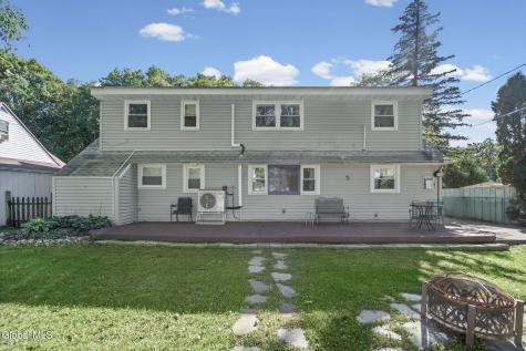 27 Southgate Road Loudonville NY 12211