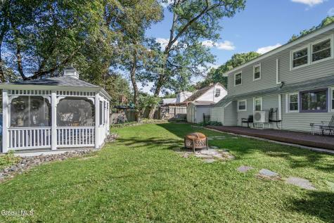 27 Southgate Road Loudonville NY 12211