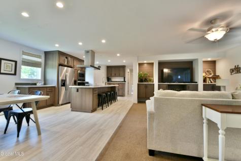 15 Haines Street Mayfield NY 12117