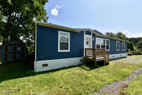 15 Haines Street Mayfield NY 12117