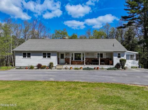 16 Paradise Drive Lake Luzerne NY 12846