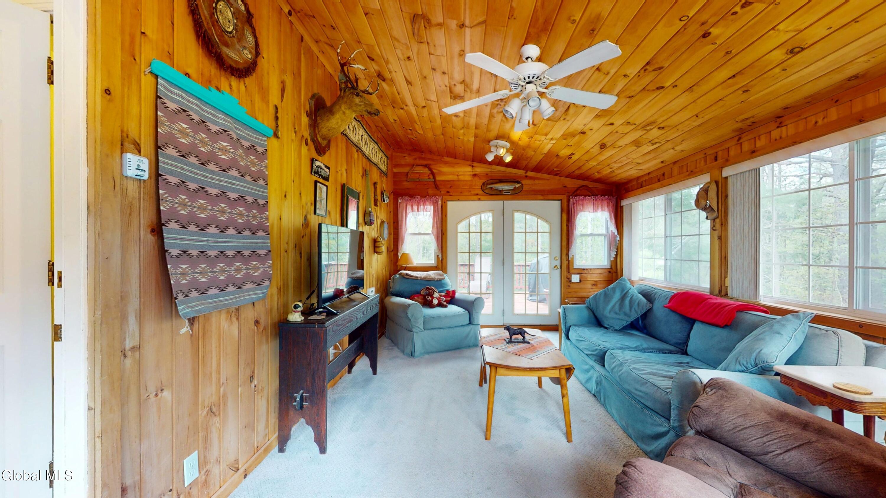 16 Paradise Drive Lake Luzerne NY 12846