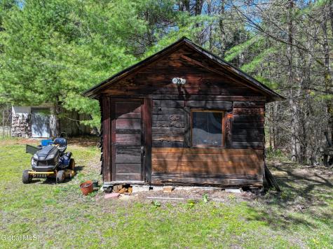 16 Paradise Drive Lake Luzerne NY 12846