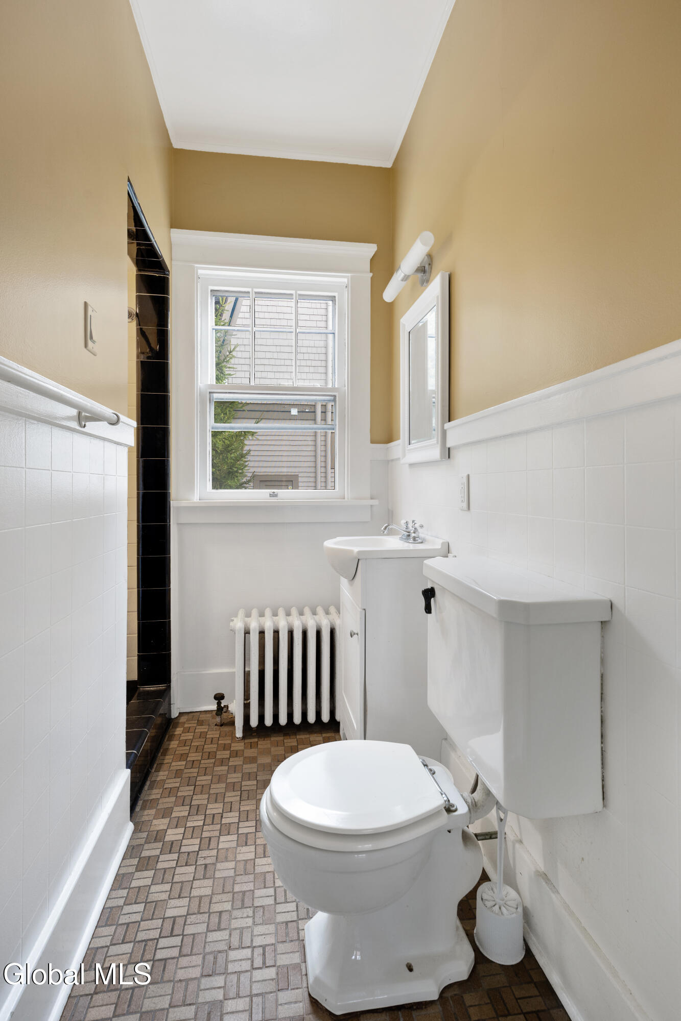 136 Nelson Avenue Saratoga Springs NY 12866