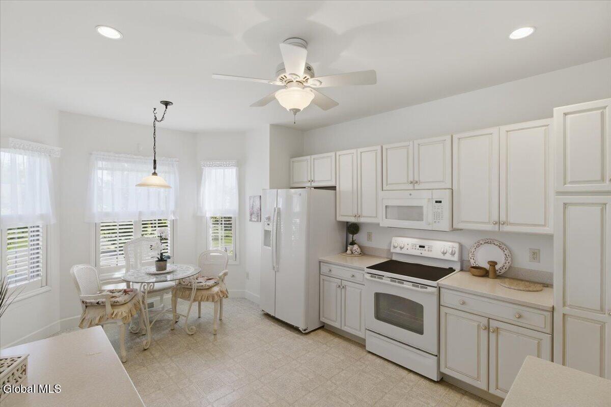 2 Camden Court Mechanicville NY 12118