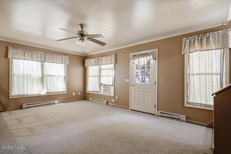17 Granger Avenue Saratoga Springs NY 12866