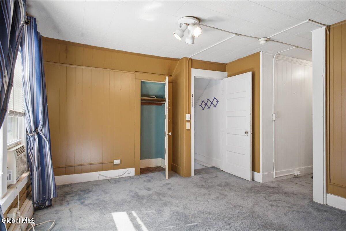 17 Granger Avenue Saratoga Springs NY 12866
