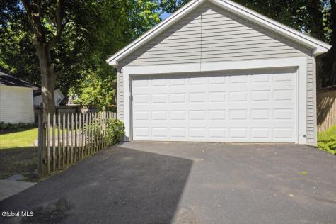 17 Granger Avenue Saratoga Springs NY 12866