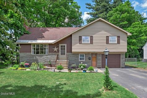 2153 Van Wormer Road Schenectady NY 12303