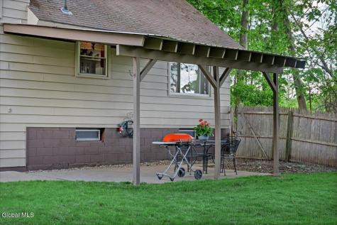 2153 Van Wormer Road Schenectady NY 12303