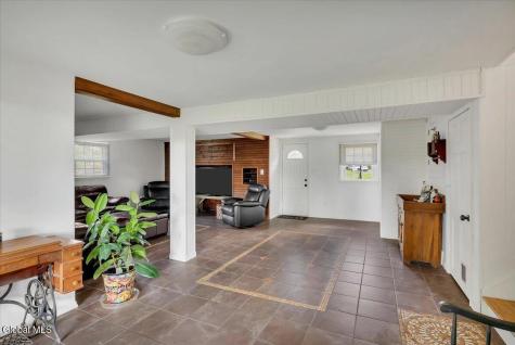 2153 Van Wormer Road Schenectady NY 12303