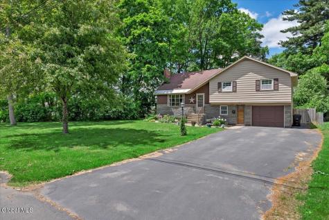 2153 Van Wormer Road Schenectady NY 12303