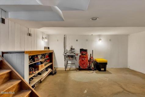 2153 Van Wormer Road Schenectady NY 12303