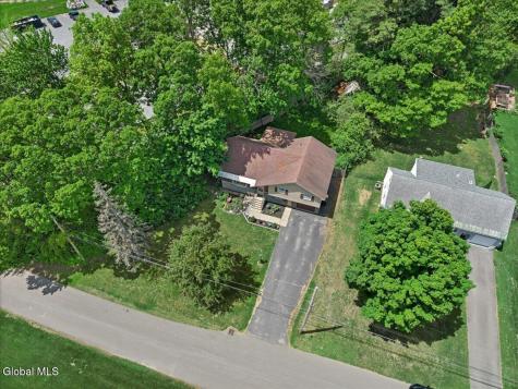 2153 Van Wormer Road Schenectady NY 12303