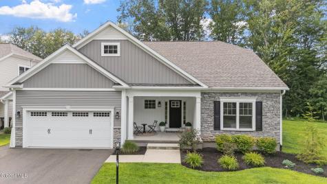 8 Fairway Court Voorheesville NY 12186