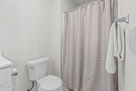 8 Fairway Court Voorheesville NY 12186