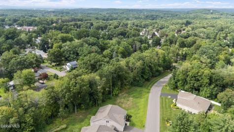 8 Fairway Court Voorheesville NY 12186
