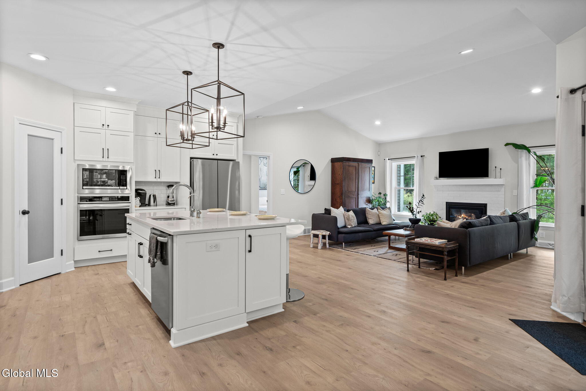 8 Fairway Court Voorheesville NY 12186
