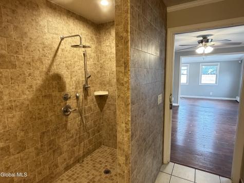 86 Jones Drive Schenectady NY 12309