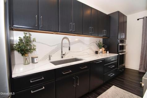 9 Sunflower Terrace Clifton Park NY 12065