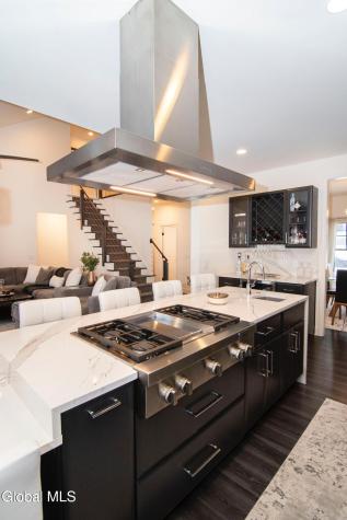 9 Sunflower Terrace Clifton Park NY 12065