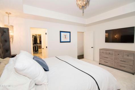 9 Sunflower Terrace Clifton Park NY 12065