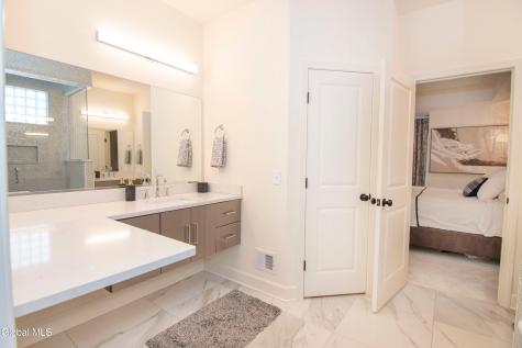 9 Sunflower Terrace Clifton Park NY 12065