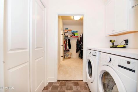 9 Sunflower Terrace Clifton Park NY 12065