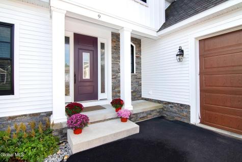 9 Sunflower Terrace Clifton Park NY 12065