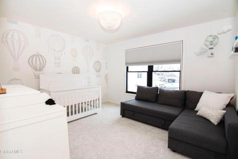 9 Sunflower Terrace Clifton Park NY 12065