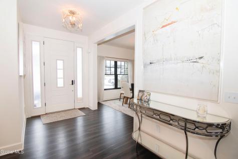 9 Sunflower Terrace Clifton Park NY 12065