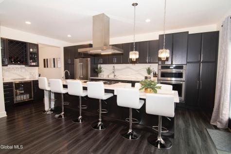 9 Sunflower Terrace Clifton Park NY 12065