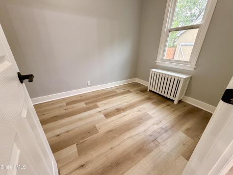 32 Mount Stuart Road Schenectady NY 12304
