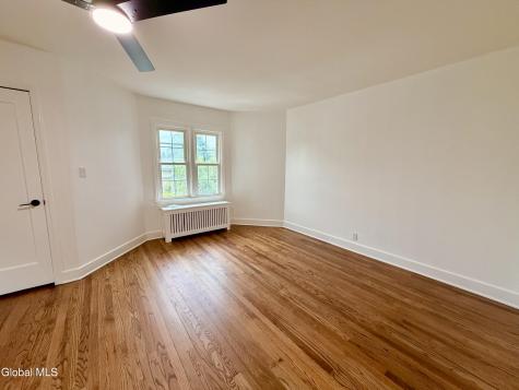 32 Mount Stuart Road Schenectady NY 12304