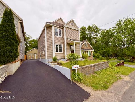 32 Mount Stuart Road Schenectady NY 12304