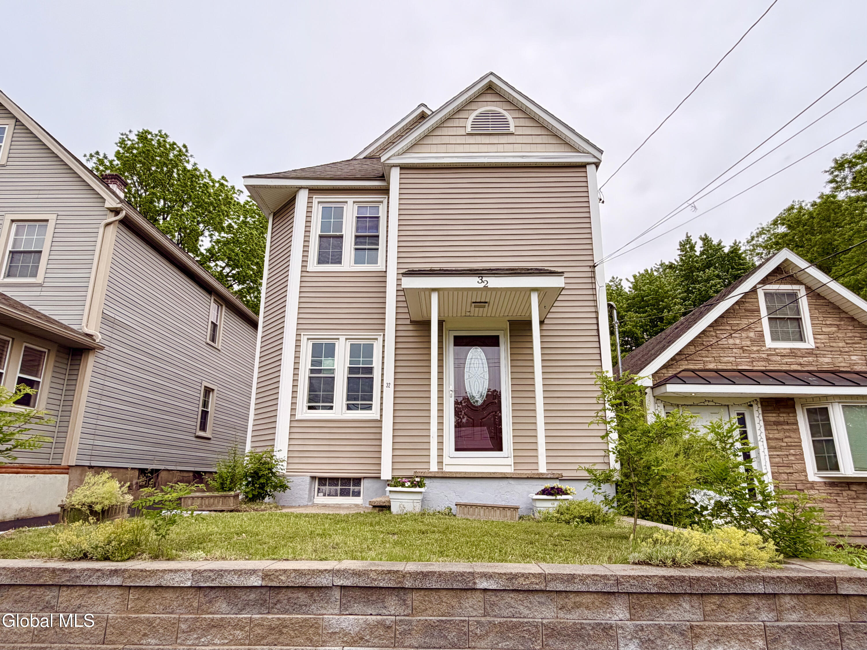32 Mount Stuart Road Schenectady NY 12304