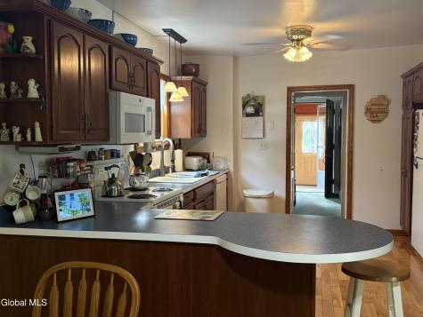 28 Eileen Street Albany NY 12203