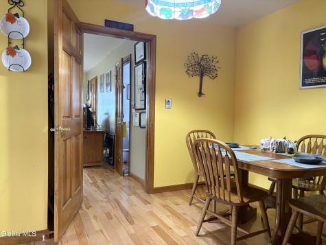 28 Eileen Street Albany NY 12203